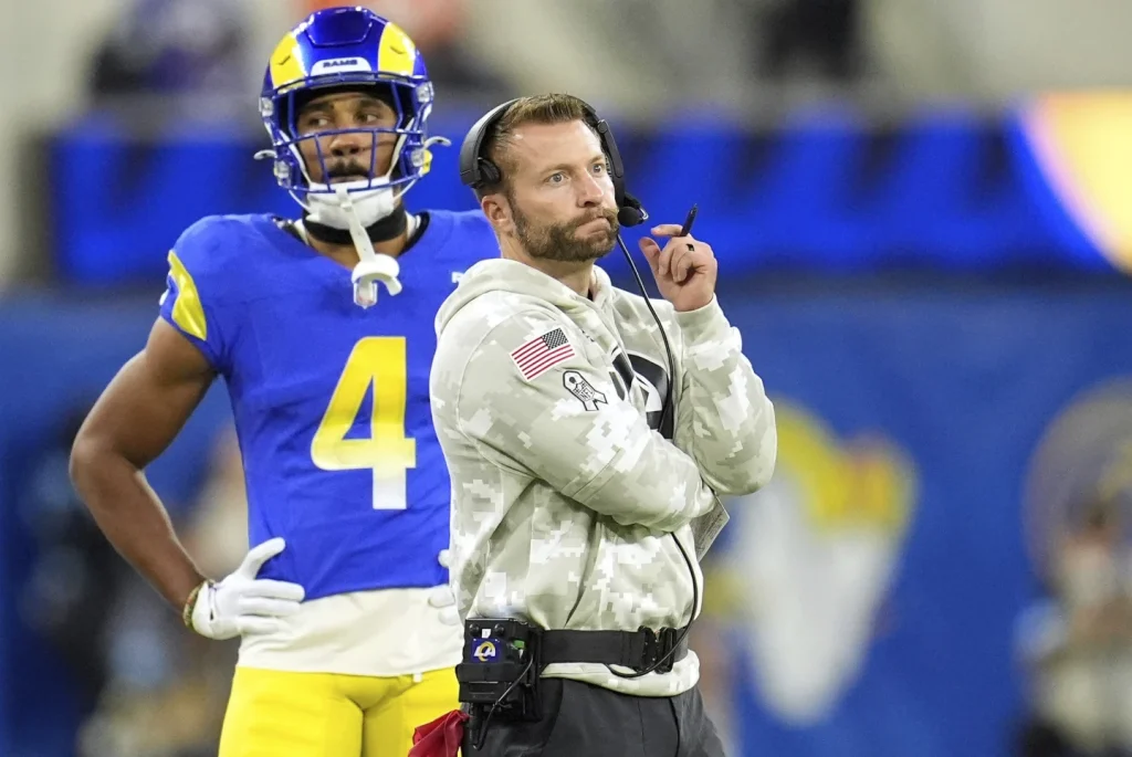 Sean-McVay-stands-on-the-sidelines-1024x685